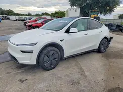 7SAYGDED9TA675031 2026 TESLA MODEL Y