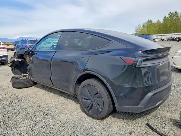 7SAYGDED9TF374729 2026 TESLA MODEL Y - Image 2
