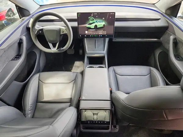 7SAYGDED9TF374729 2026 TESLA MODEL Y - Image 8