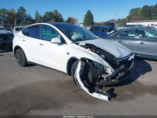 7SAYGDED9TF375766 2026 TESLA MODEL Y - Image 1