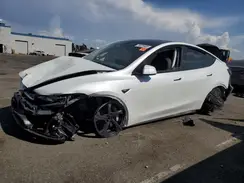 7SAYGDED9TF380949 2026 TESLA MODEL Y