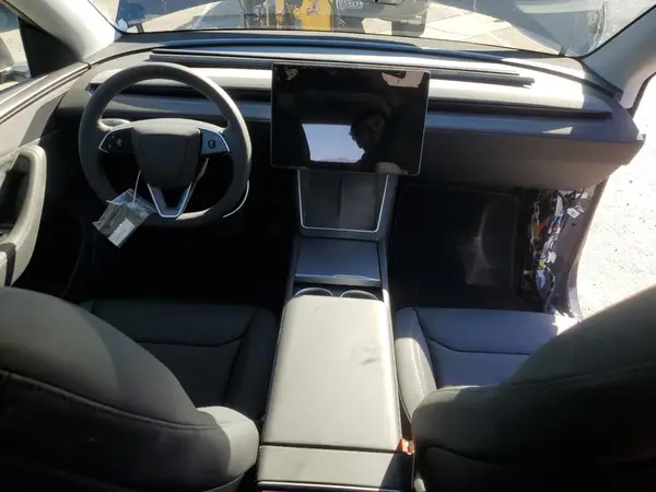 7SAYGDED9TF383639 2026 TESLA MODEL Y - Image 8