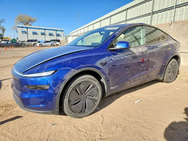 7SAYGDED9TF384189 2026 TESLA MODEL Y - Image 1
