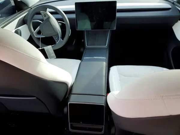 7SAYGDED9TF384581 2026 TESLA MODEL Y - Image 8