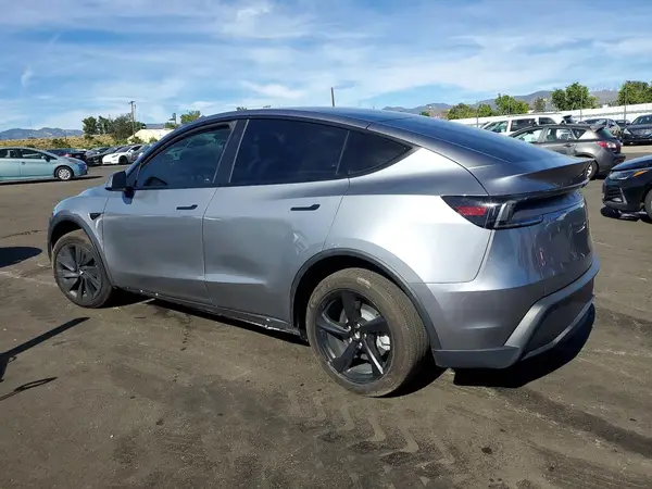 7SAYGDED9TF386962 2026 TESLA MODEL Y - Image 2