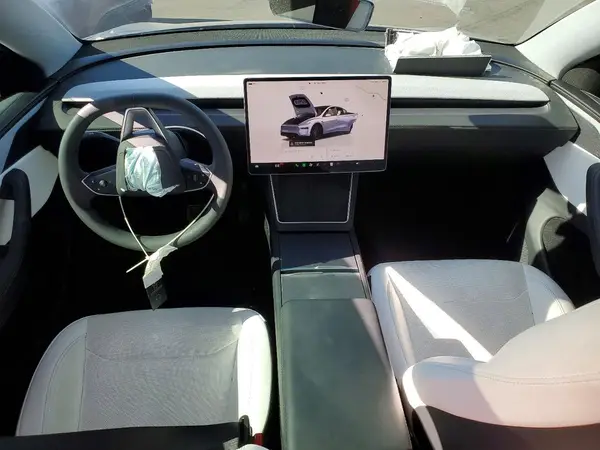 7SAYGDED9TF386962 2026 TESLA MODEL Y - Image 8
