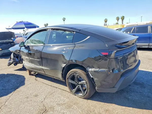 7SAYGDED9TF395824 2026 TESLA MODEL Y - Image 2