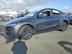 7SAYGDED9TF399615 2026 TESLA MODEL Y