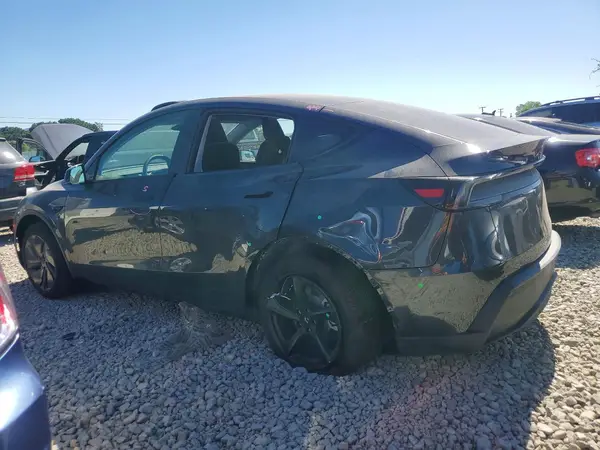 7SAYGDED9TF428563 2026 TESLA MODEL Y - Image 2