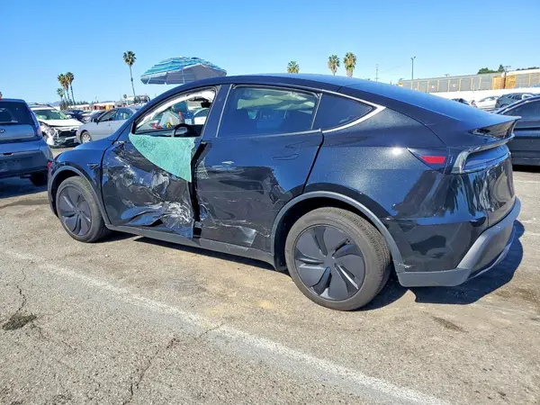 7SAYGDED9TF444911 2026 TESLA MODEL Y - Image 2