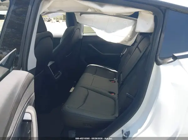 7SAYGDED9TF460137 2026 TESLA MODEL Y - Image 8