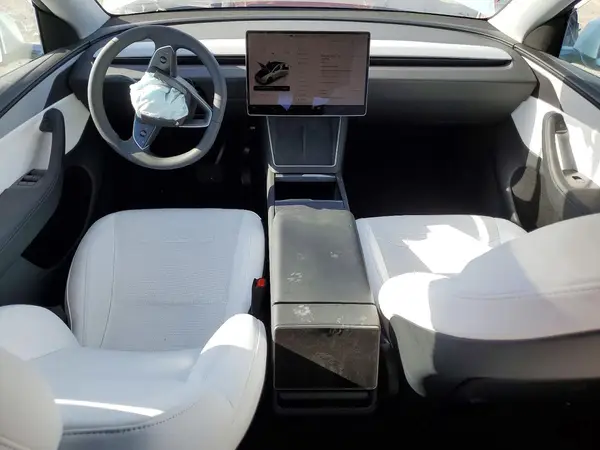 7SAYGDED9TF539405 2026 TESLA MODEL Y - Image 8
