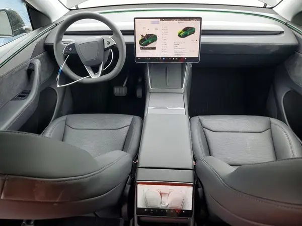 7SAYGDED9TF565597 2026 TESLA MODEL Y - Image 8