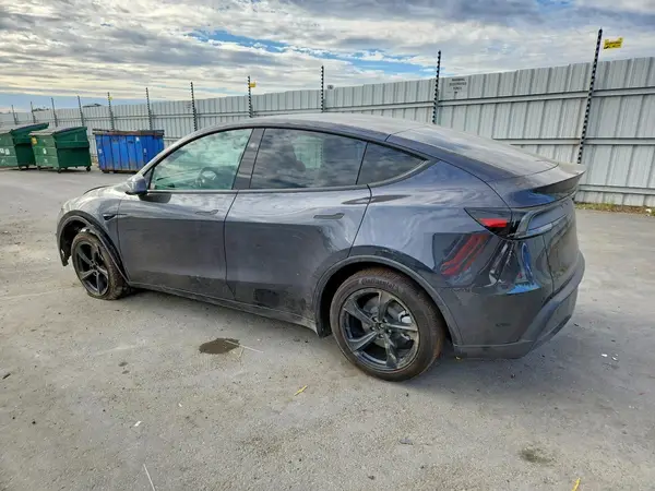 7SAYGDED9TF613681 2026 TESLA MODEL Y - Image 2