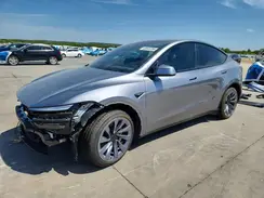 7SAYGDED9TF621084 2026 TESLA MODEL Y