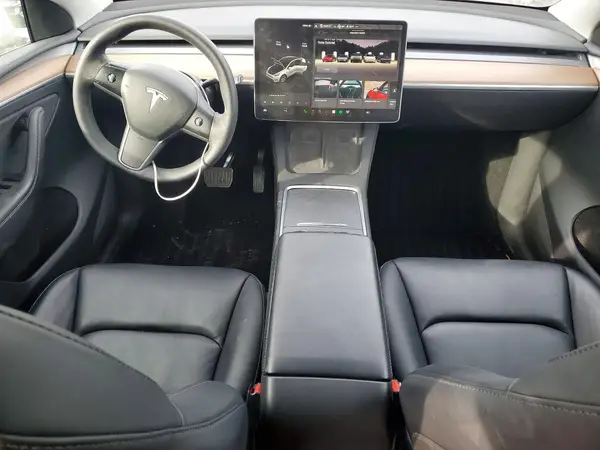 7SAYGDEDXPF932383 2023 TESLA MODEL Y - Image 8