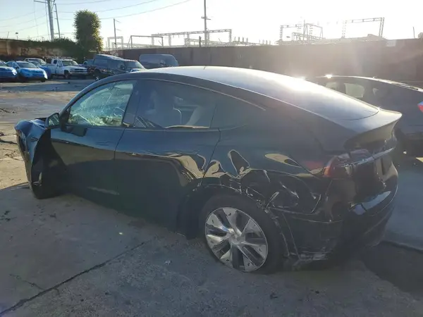 7SAYGDEDXPF934148 2023 TESLA MODEL Y - Image 2