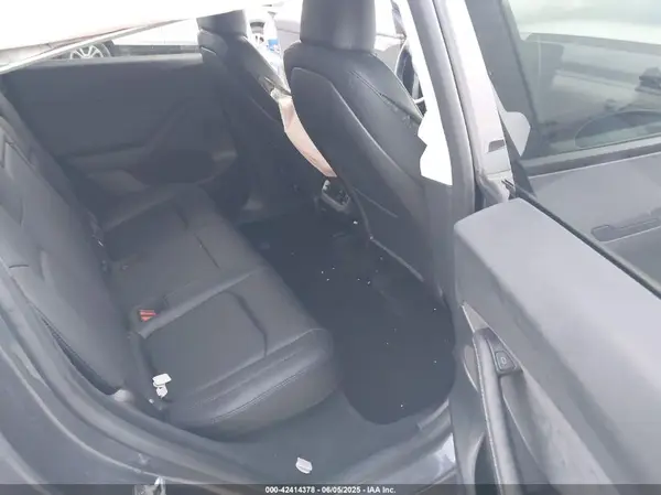7SAYGDEDXPF940418 2023 TESLA MODEL Y - Image 8