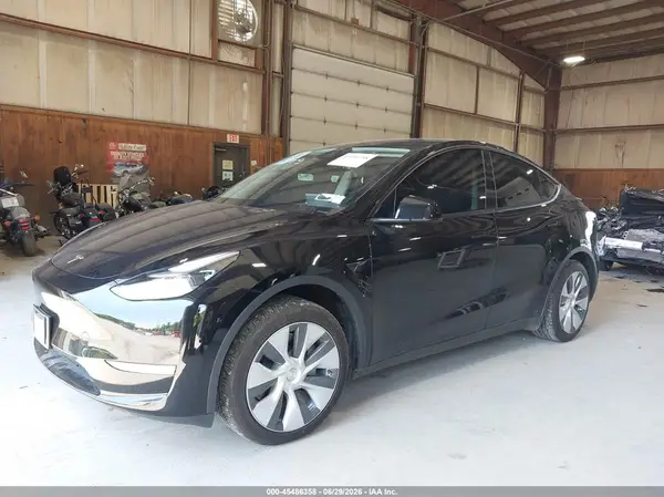 7SAYGDEDXPF940838 2023 TESLA MODEL Y - Image 2