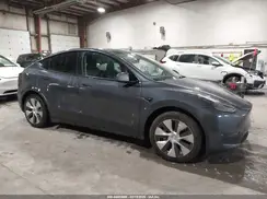 7SAYGDEDXPF942721 2023 TESLA MODEL Y