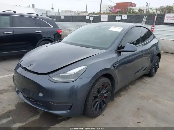 7SAYGDEDXPF966310 2023 TESLA MODEL Y - Image 2