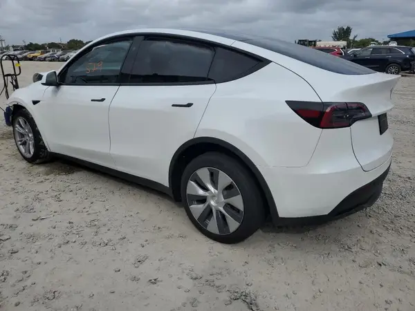 7SAYGDEDXPF966324 2023 TESLA MODEL Y - Image 2