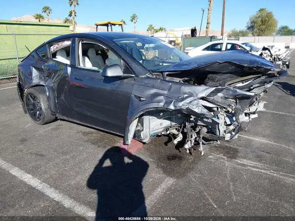 7SAYGDEDXPF968882 2023 TESLA MODEL Y - Image 1