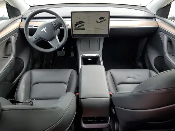 7SAYGDEDXPF972298 2023 TESLA MODEL Y - Image 8