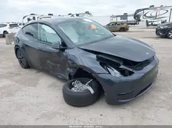 7SAYGDEDXRA307210 2024 TESLA MODEL Y
