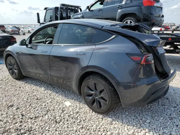 7SAYGDEDXRA307398 2024 TESLA MODEL Y - Image 2