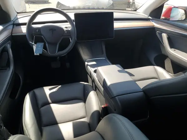 7SAYGDEDXRF008898 2024 TESLA MODEL Y - Image 8