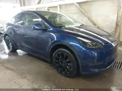 7SAYGDEDXRF011705 2024 TESLA MODEL Y