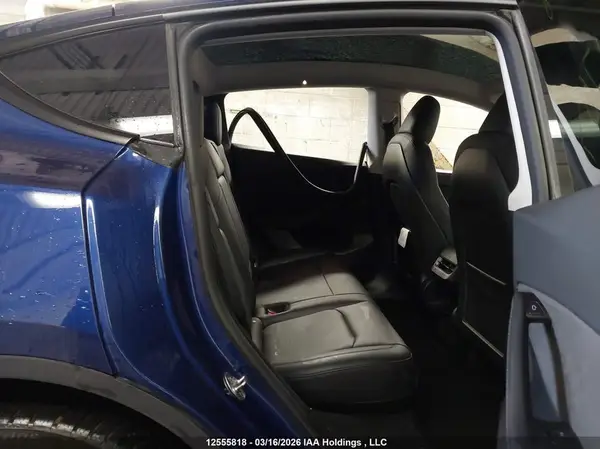 7SAYGDEDXRF011705 2024 TESLA MODEL Y - Image 8