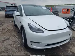 7SAYGDEDXRF035969 2024 TESLA MODEL Y