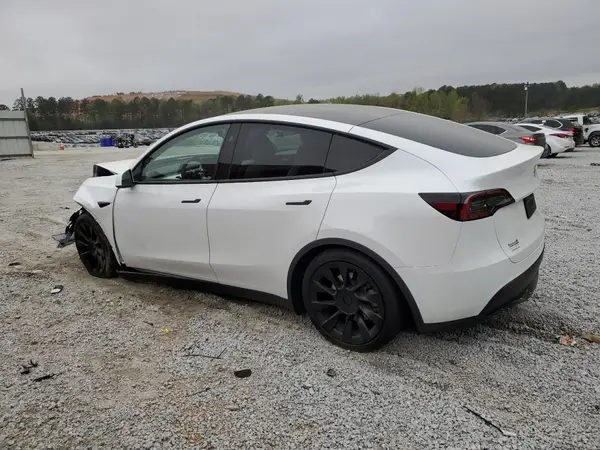 7SAYGDEDXRF038113 2024 TESLA MODEL Y - Image 2