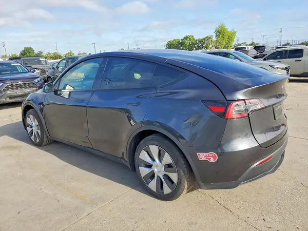 7SAYGDEDXRF039696 2024 TESLA MODEL Y - Image 2
