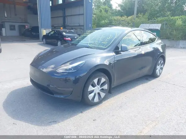 7SAYGDEDXRF040086 2024 TESLA MODEL Y - Image 2