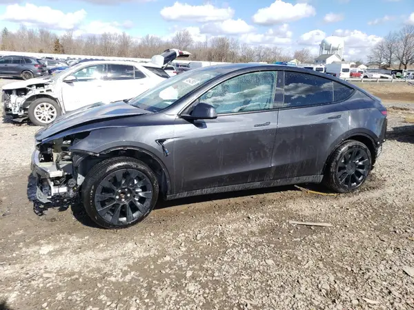 7SAYGDEDXRF042808 2024 TESLA MODEL Y - Image 1