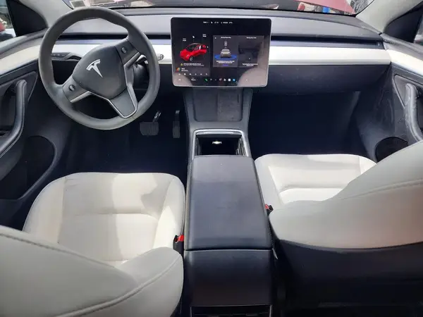 7SAYGDEDXRF046387 2024 TESLA MODEL Y - Image 8