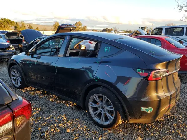 7SAYGDEDXRF046759 2024 TESLA MODEL Y - Image 2