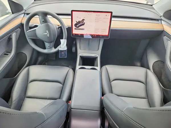 7SAYGDEDXRF050990 2024 TESLA MODEL Y - Image 8