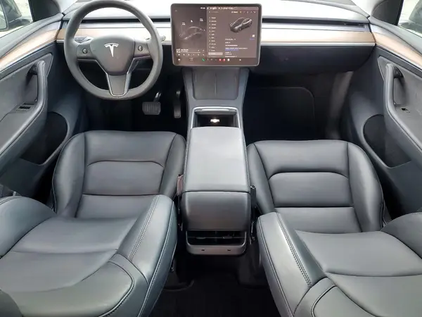 7SAYGDEDXRF051945 2024 TESLA MODEL Y - Image 8