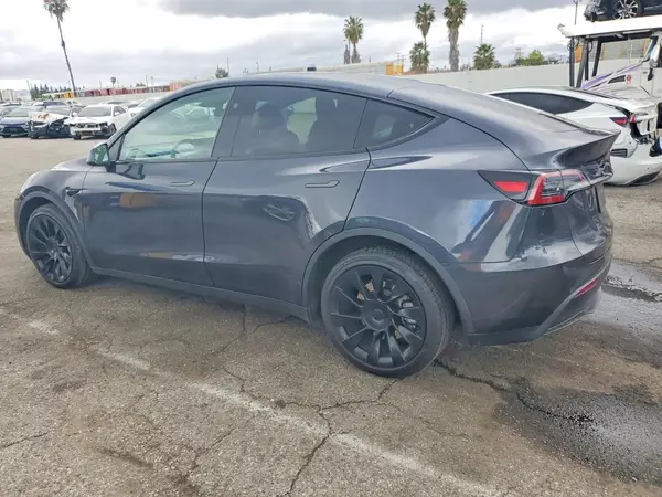 7SAYGDEDXRF057342 2024 TESLA MODEL Y - Image 2