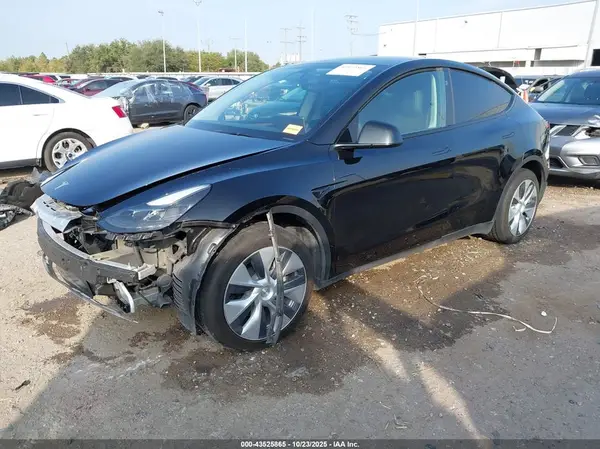 7SAYGDEDXRF071712 2024 TESLA MODEL Y - Image 2