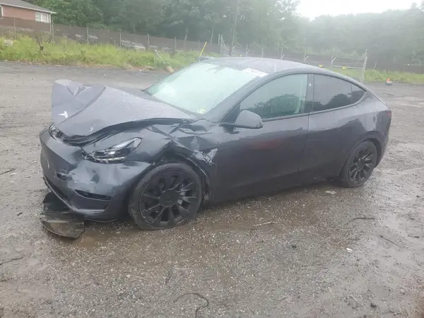 7SAYGDEDXRF076893 2024 TESLA MODEL Y - Image 1