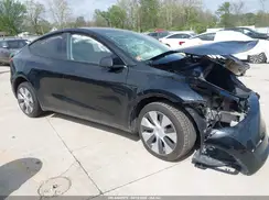7SAYGDEDXRF087957 2024 TESLA MODEL Y