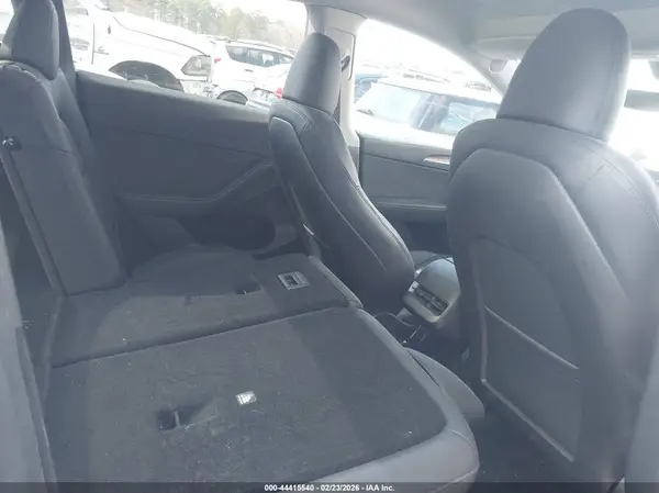 2024 TESLA MODEL Y auction photo 8