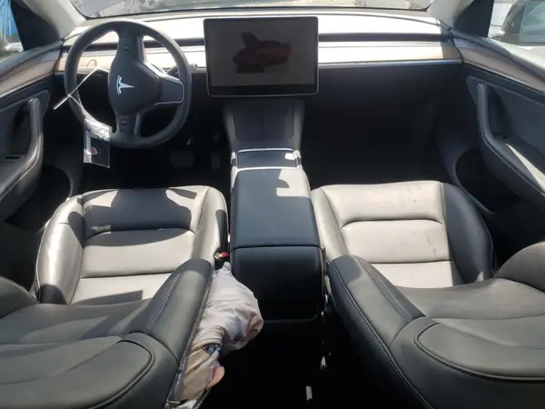 7SAYGDEDXRF095167 2024 TESLA MODEL Y - Image 8