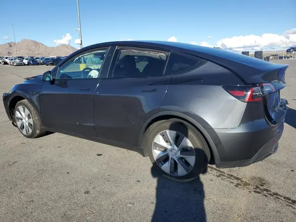 7SAYGDEDXRF097338 2024 TESLA MODEL Y - Image 2
