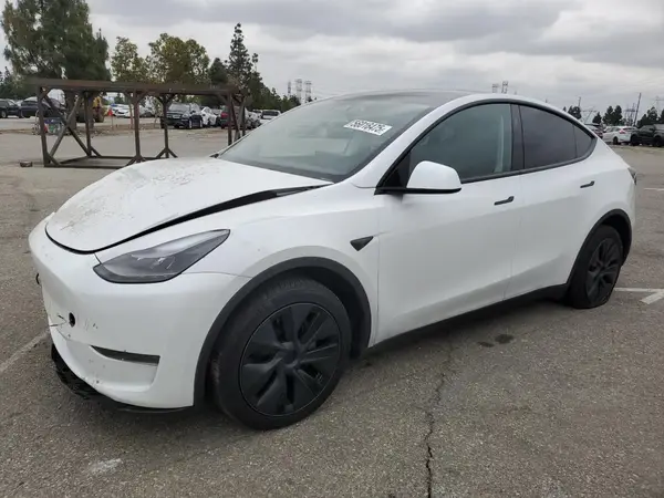 7SAYGDEDXRF104806 2024 TESLA MODEL Y - Image 1